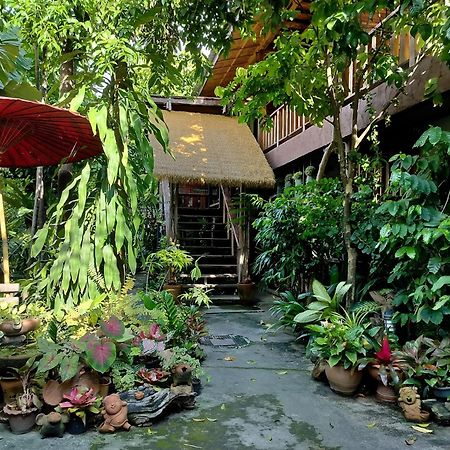 Oldy De Garden Aparthotel Chiang Mai Exterior photo