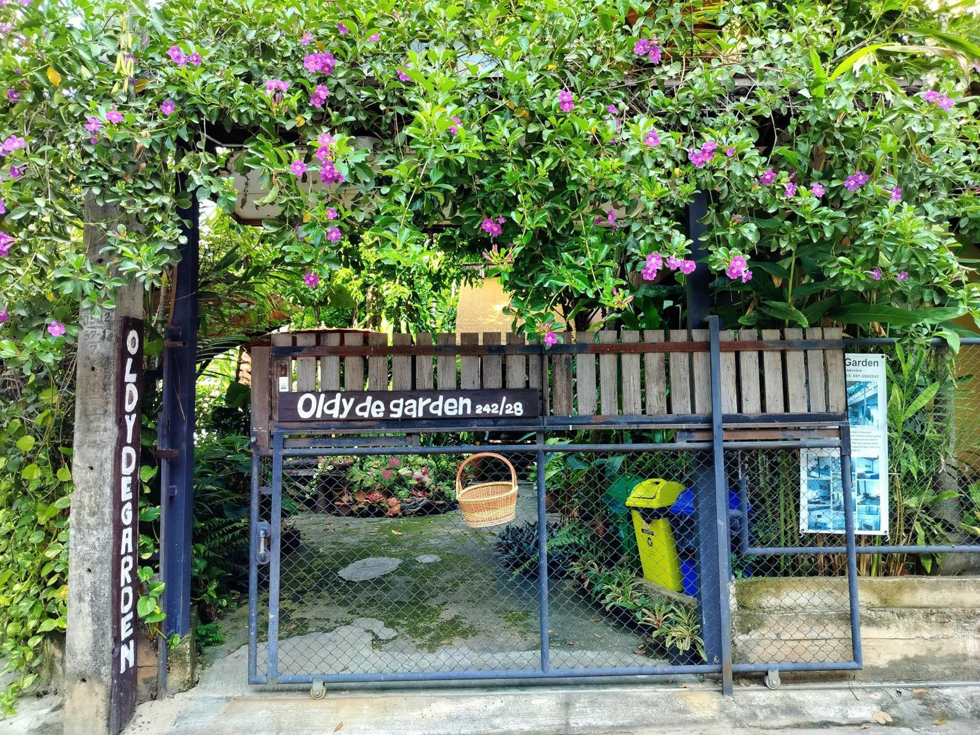 Oldy De Garden Aparthotel Chiang Mai Exterior photo