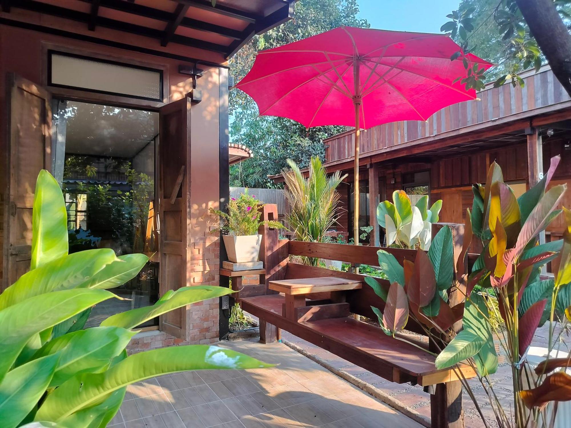 Oldy De Garden Aparthotel Chiang Mai Exterior photo